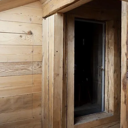 Beautiful Chalet In *
